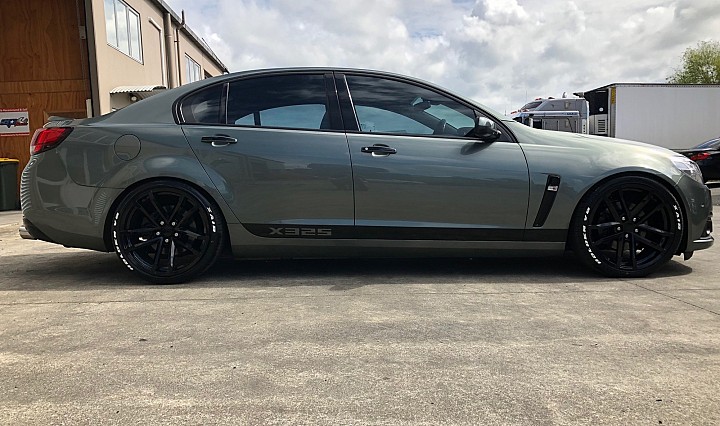 Holden Calais V VF X325KW 2013