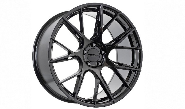20" STAGGERED FORUM ROCKER FLOW FORGED WHEELS